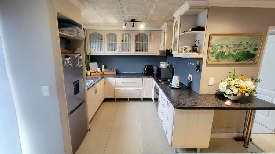 3 Bedroom Property for Sale in Strandfontein Western Cape